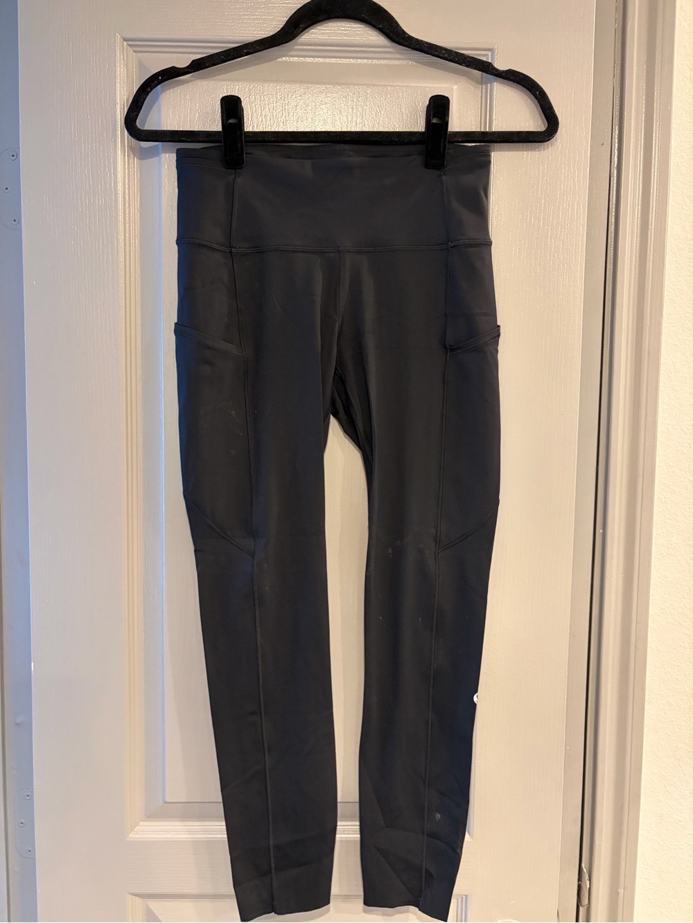 Women’s lululemon Black Leggings with pockets